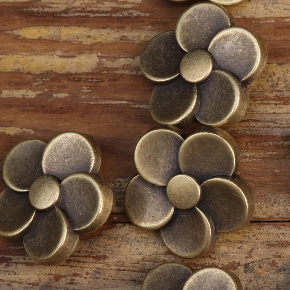 10PCs 11.5mm / 20mm Bronze and Silver Flower Shank Metal Button 2 sizes option