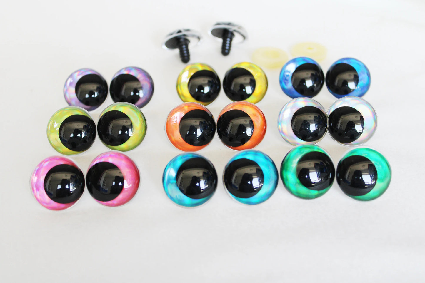 10Pairs Size 14mm 16mm 18mm 23mm 28mm Cartoon Round Glitter Funny Safety Eyes with Glitter Colour and Washer #side way eyes #DIY animal plush stuffed amigurumi making