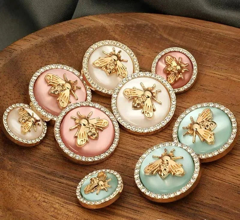 6PCs 18mm 25mm Gold Bee Retro Rhinestone Round Metal Shank Button #Coat #Dress #DIY Sewing Needlework