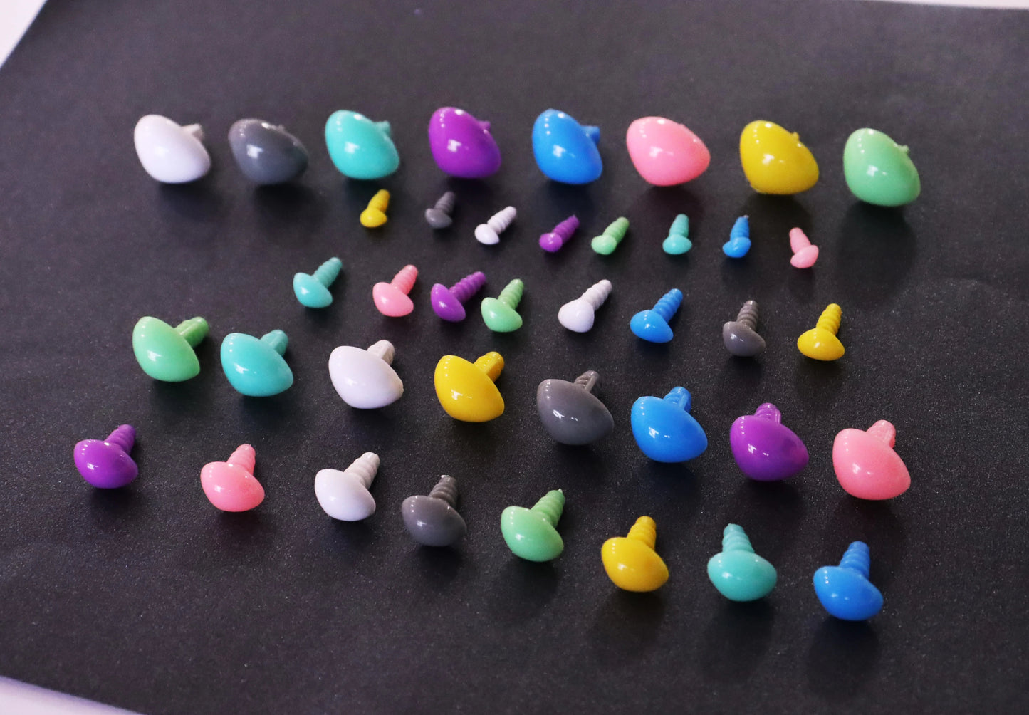 Assorted Sizes Colourful Triangle Safety Noses with Washers for DIY plus amigurumi, 80PCs
