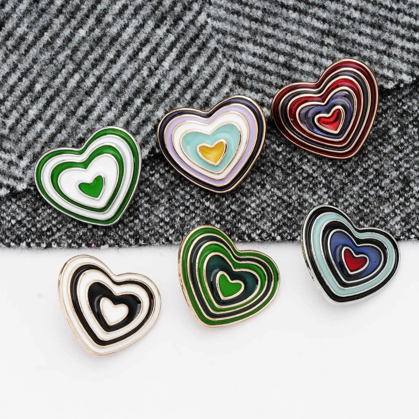 5PCs 18mm/23mm Heart Shape Metal Button in Assorted Colours Shank Style for DIY clothing sewing overcoat blazer jacket cardigan