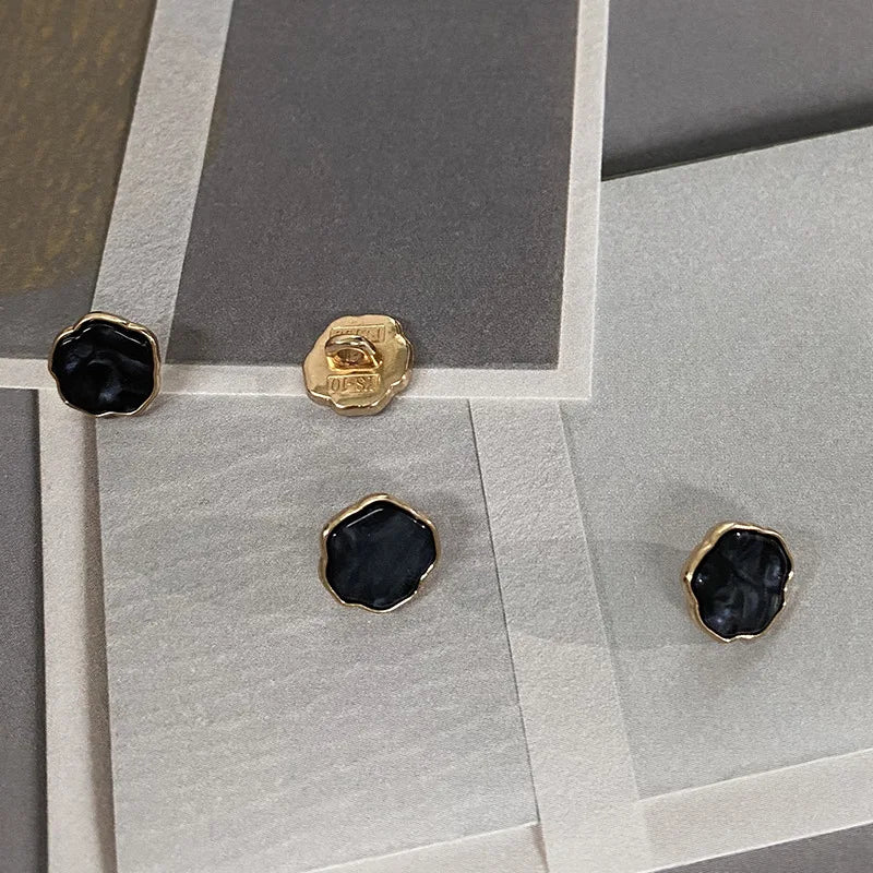 10mm 10PCs White Black Small Metal Shank Button in Cloud Shape