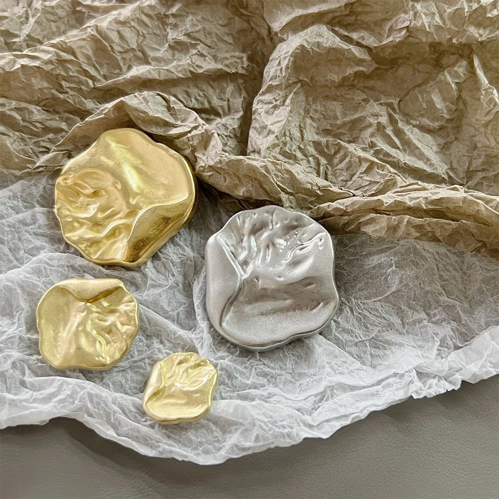 10PCs 18mm/25mm/36mm Metal Button in Irregular Curve Crinkly Style Shank Button