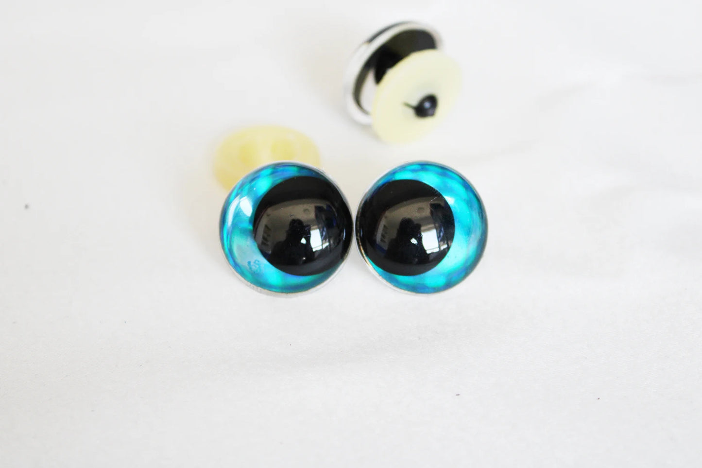 10Pairs Size 14mm 16mm 18mm 23mm 28mm Cartoon Round Glitter Funny Safety Eyes with Glitter Colour and Washer #side way eyes #DIY animal plush stuffed amigurumi making