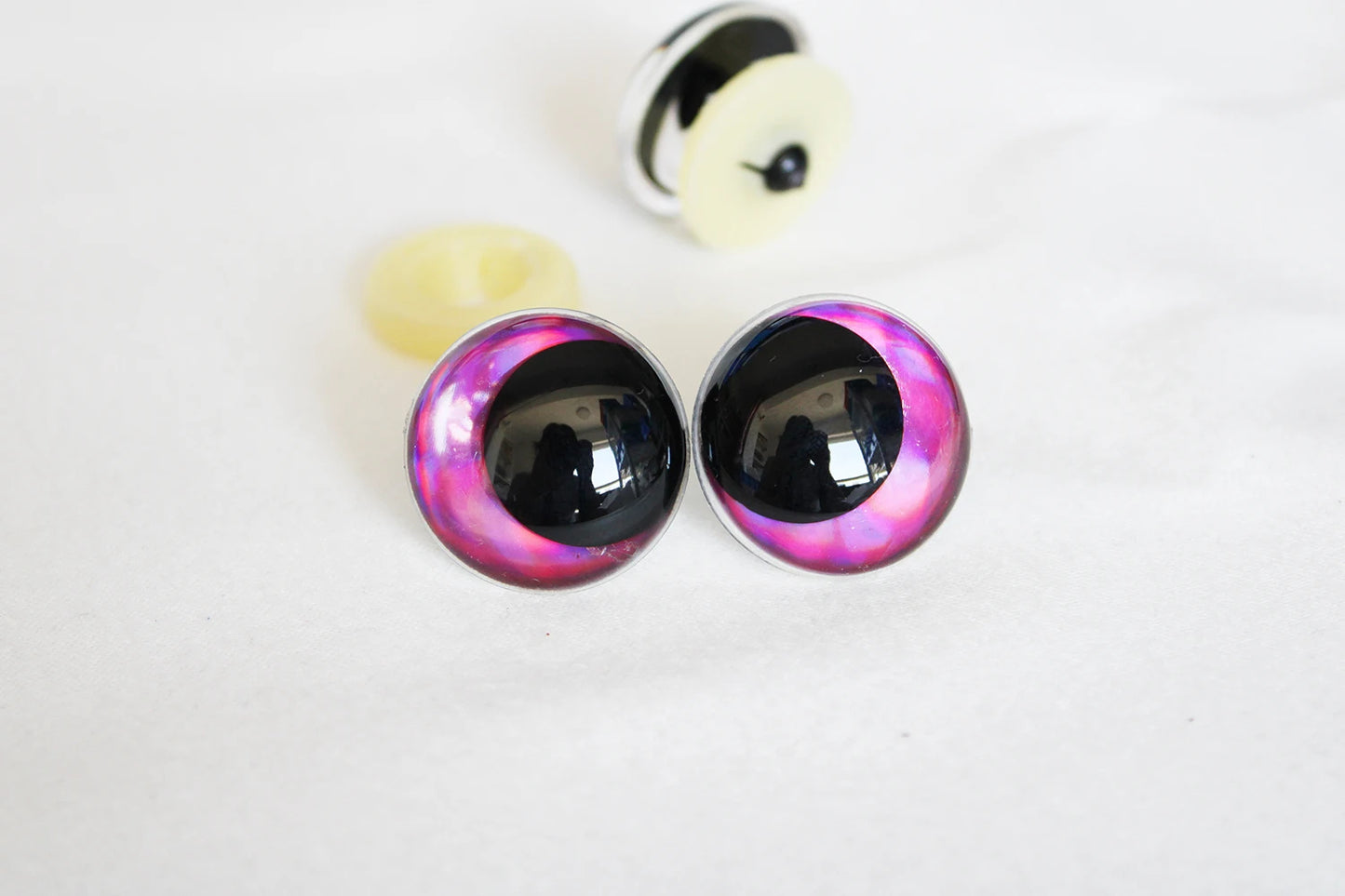 10Pairs Size 14mm 16mm 18mm 23mm 28mm Cartoon Round Glitter Funny Safety Eyes with Glitter Colour and Washer #side way eyes #DIY animal plush stuffed amigurumi making