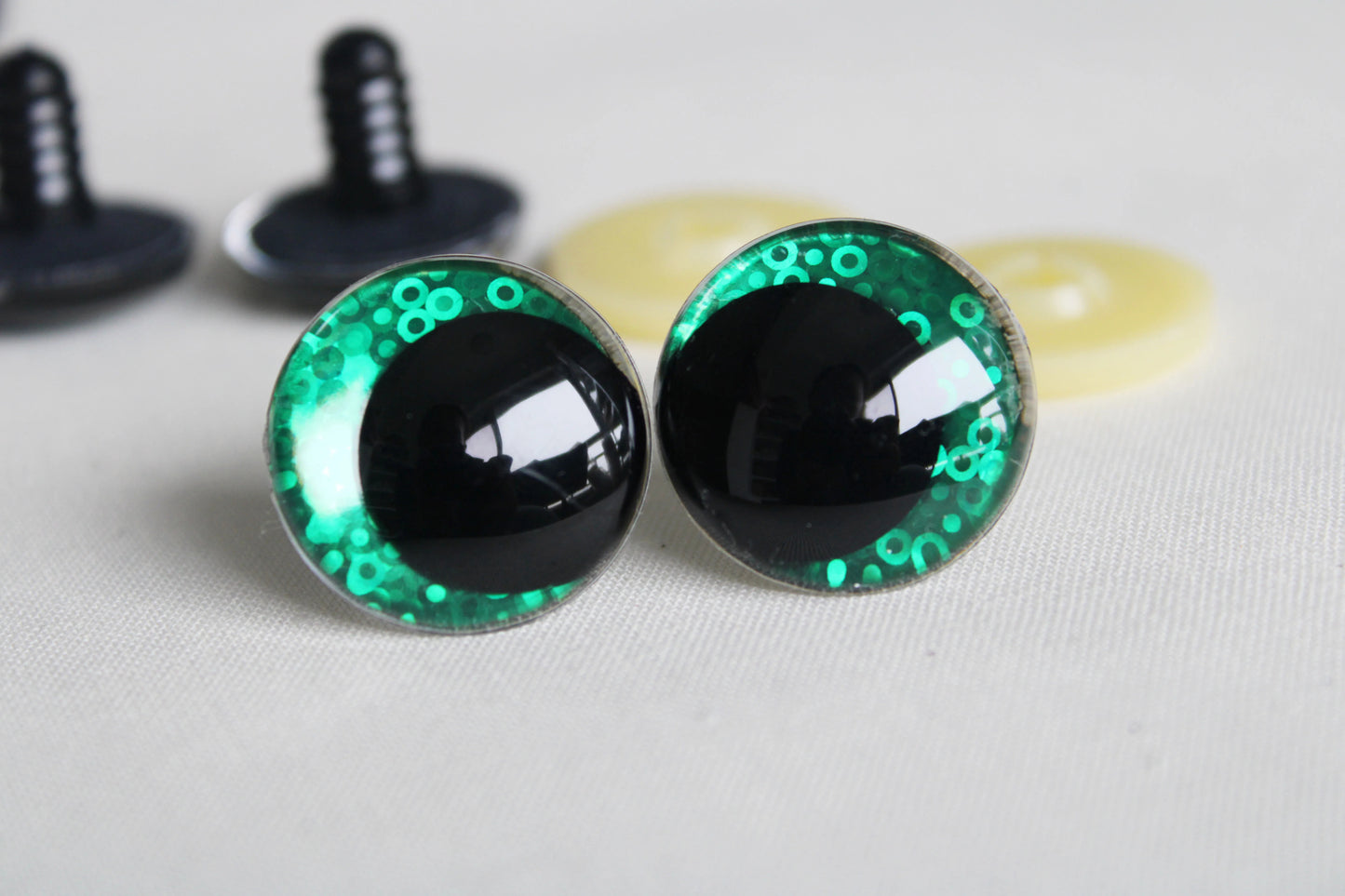 10Pairs Size 12mm 14mm 16mm 18mm 20mm 23mm 28mm Cartoon Round Glitter Plush Funny Style Safety Eyes and washer #DIY amigurumi plush stuffed making