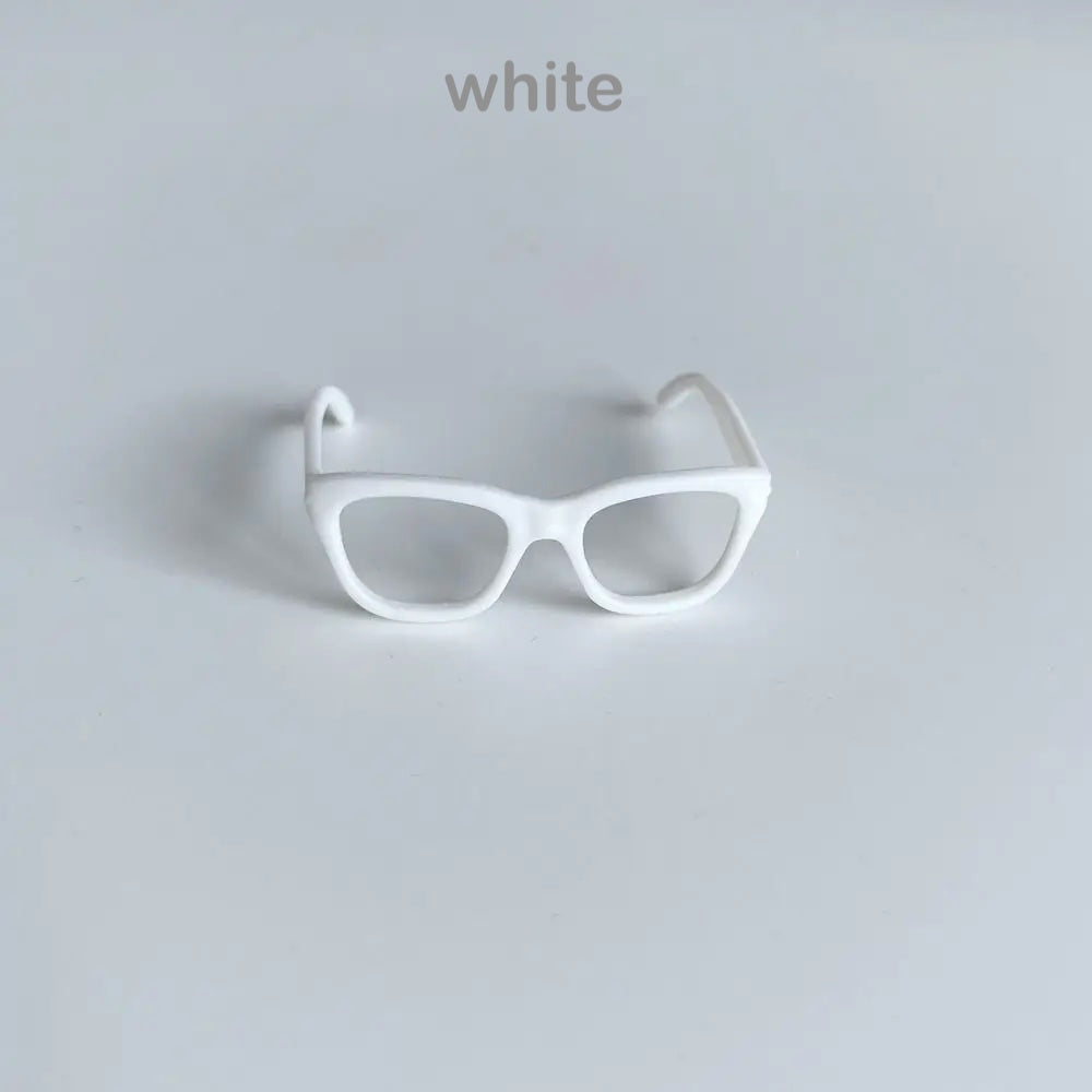 1PC 1/6 Miniature Doll Plastic Miniature Glasses in Red White Black Style